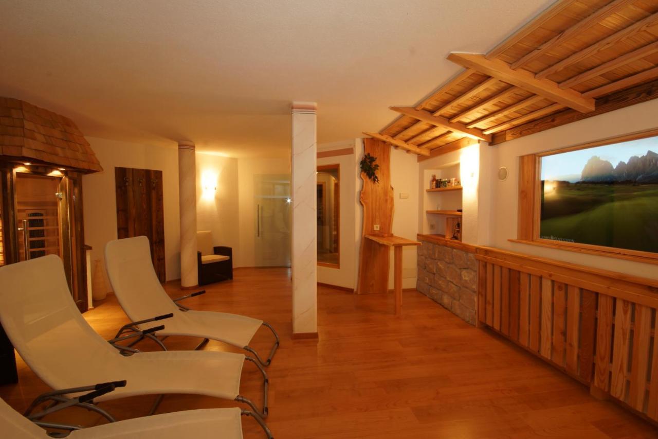 Hotel Akelei Бруніко Екстер'єр фото