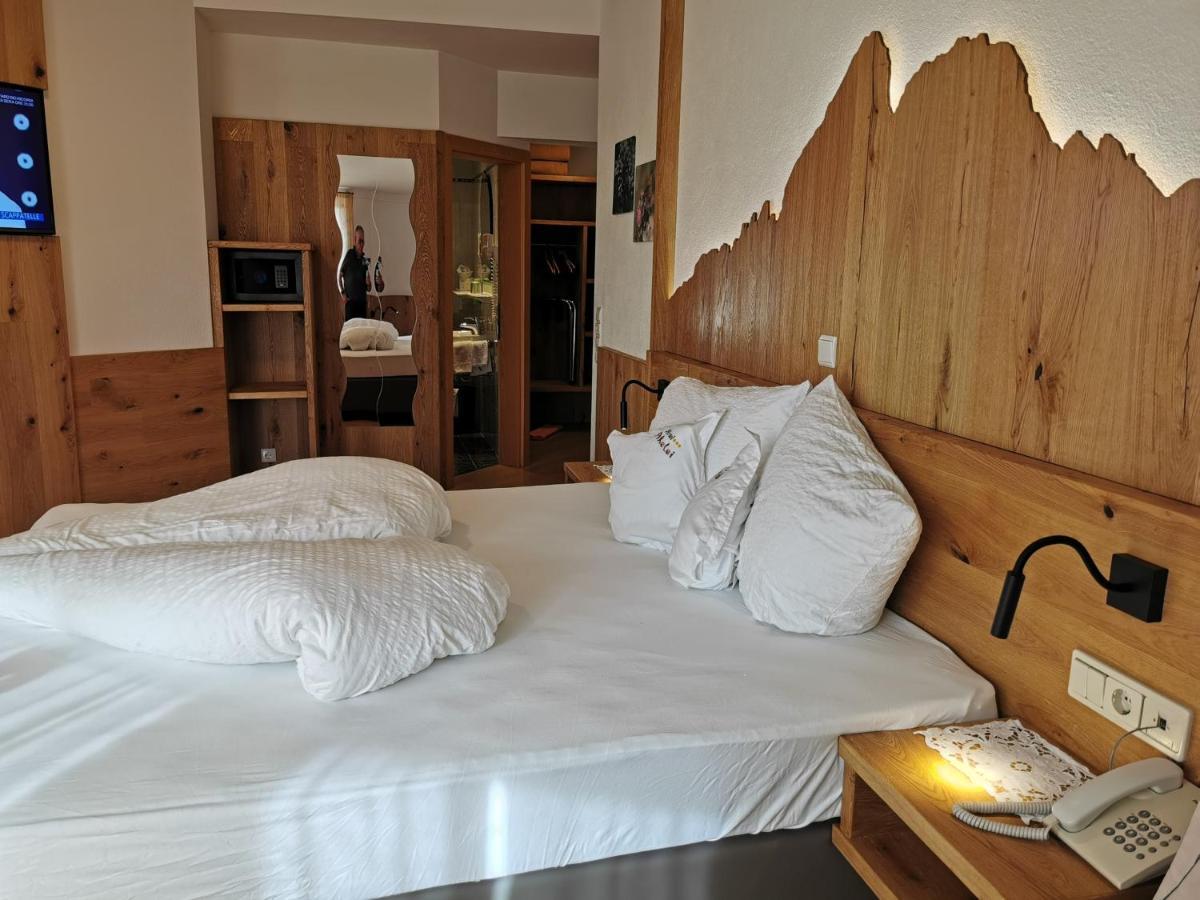 Hotel Akelei Бруніко Екстер'єр фото