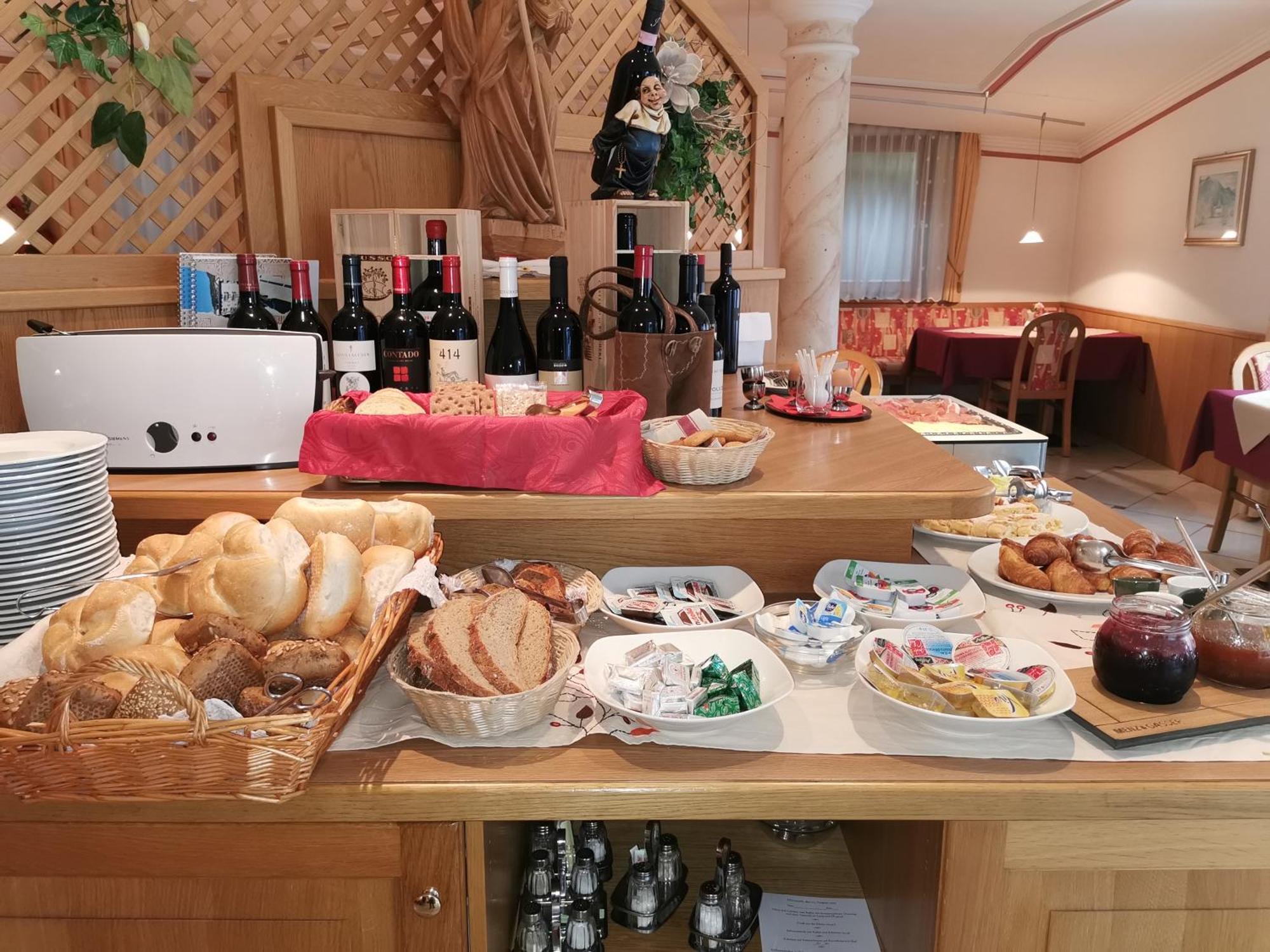 Hotel Akelei Бруніко Екстер'єр фото
