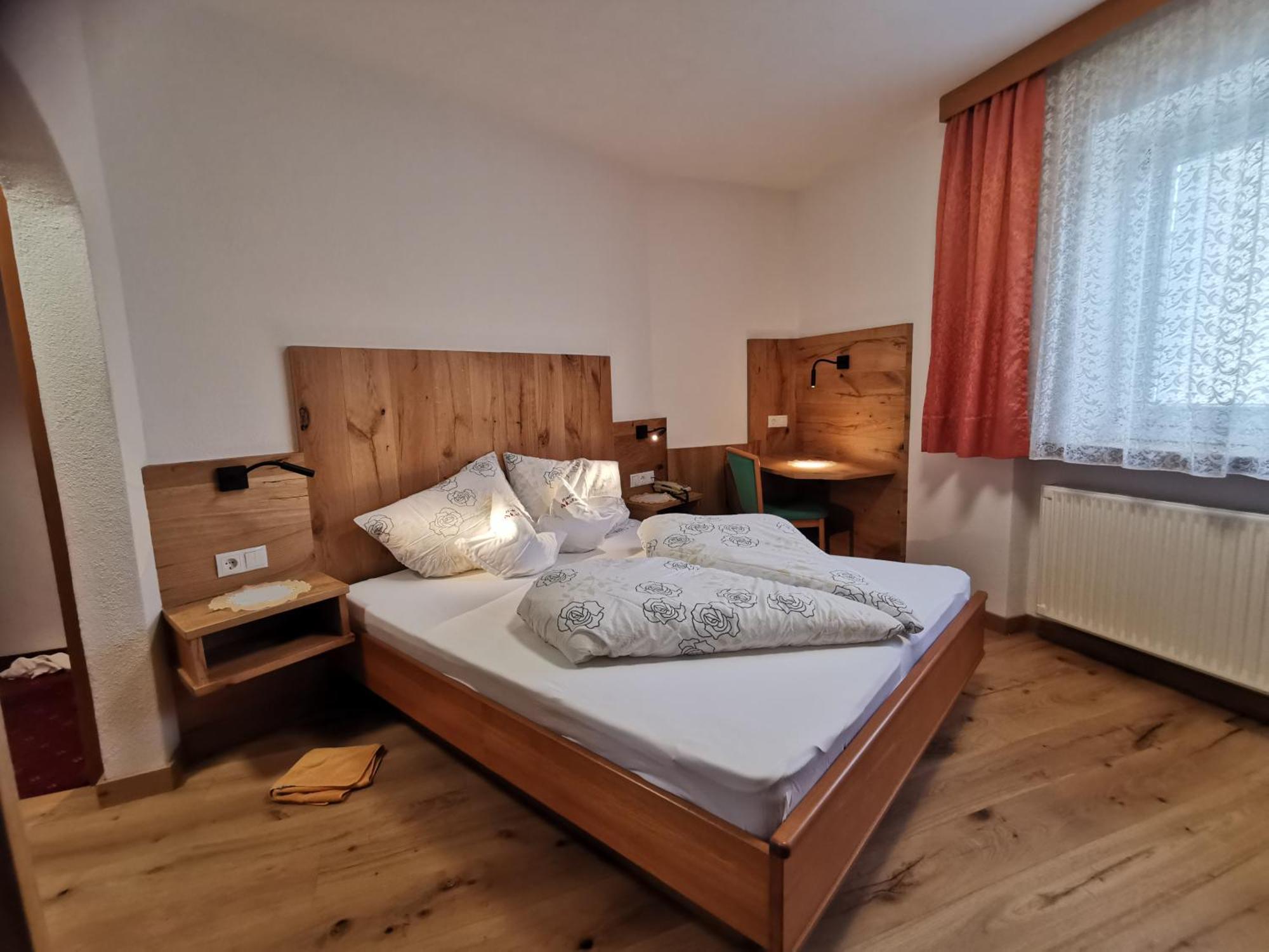 Hotel Akelei Бруніко Екстер'єр фото
